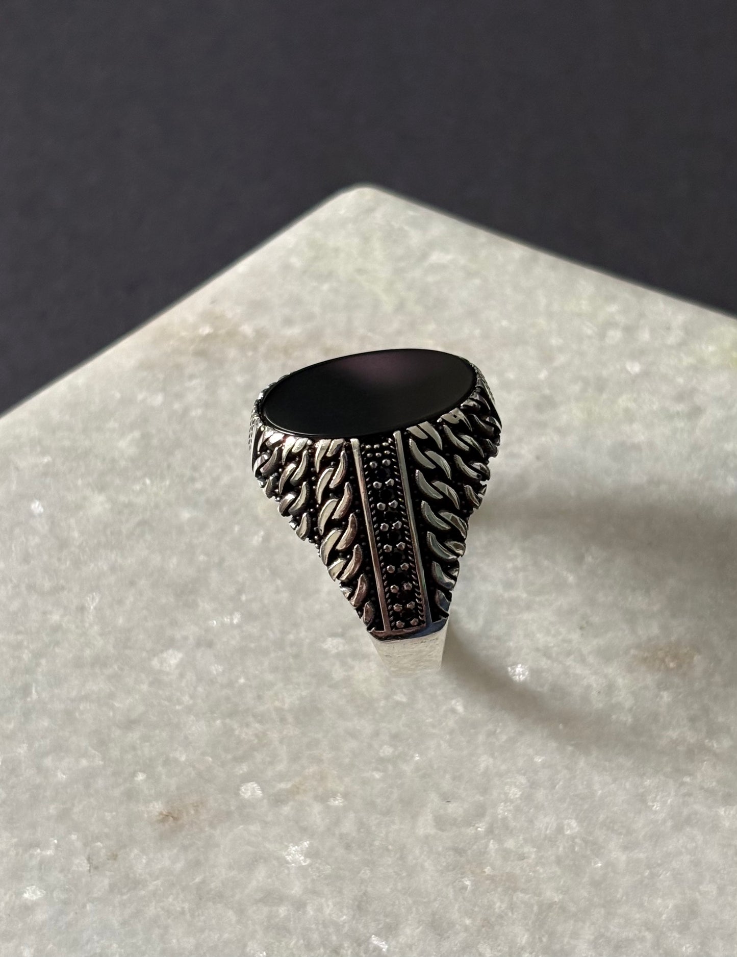 Elior Ring