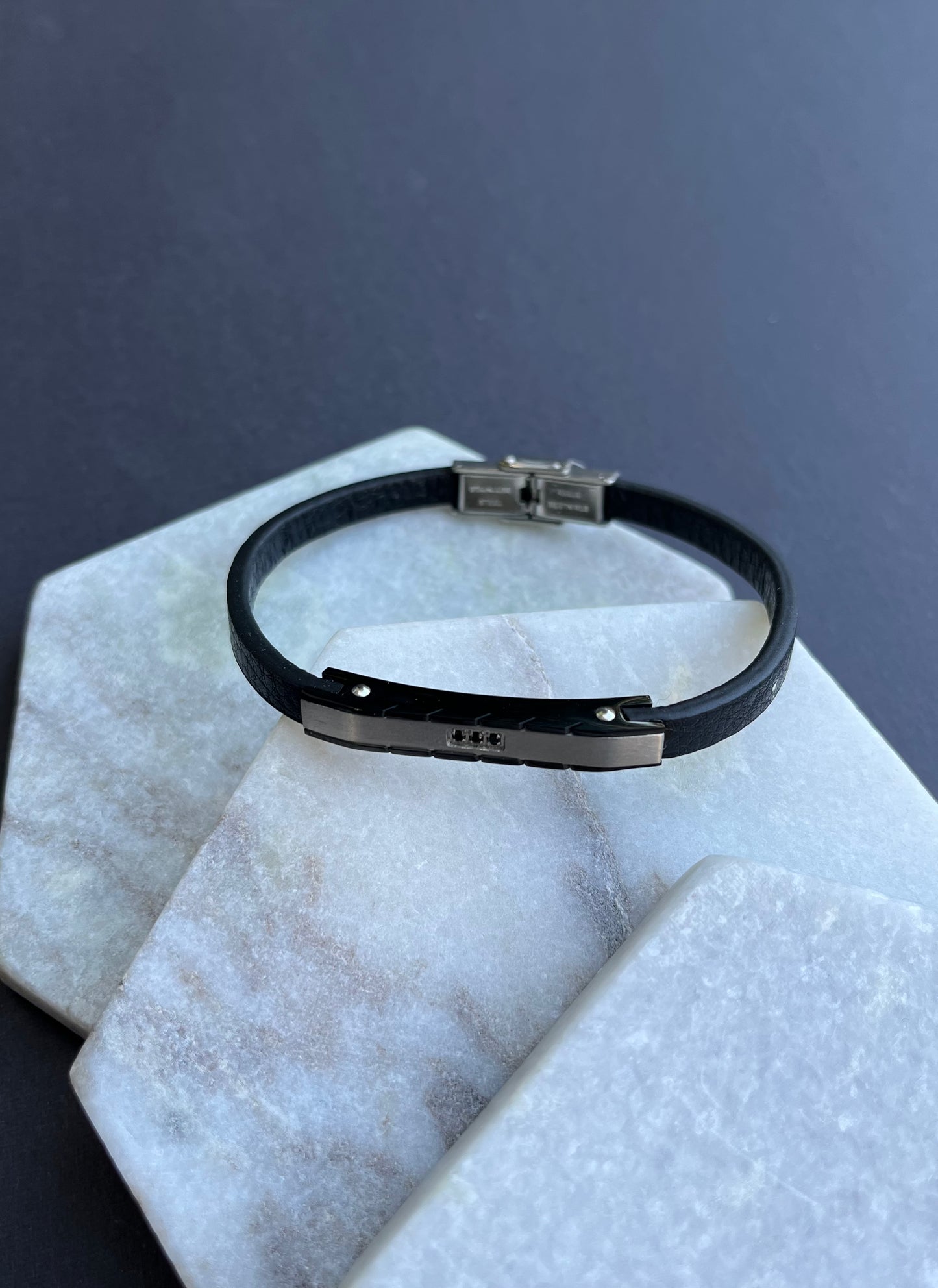 Edge Silver Leather Bracelet