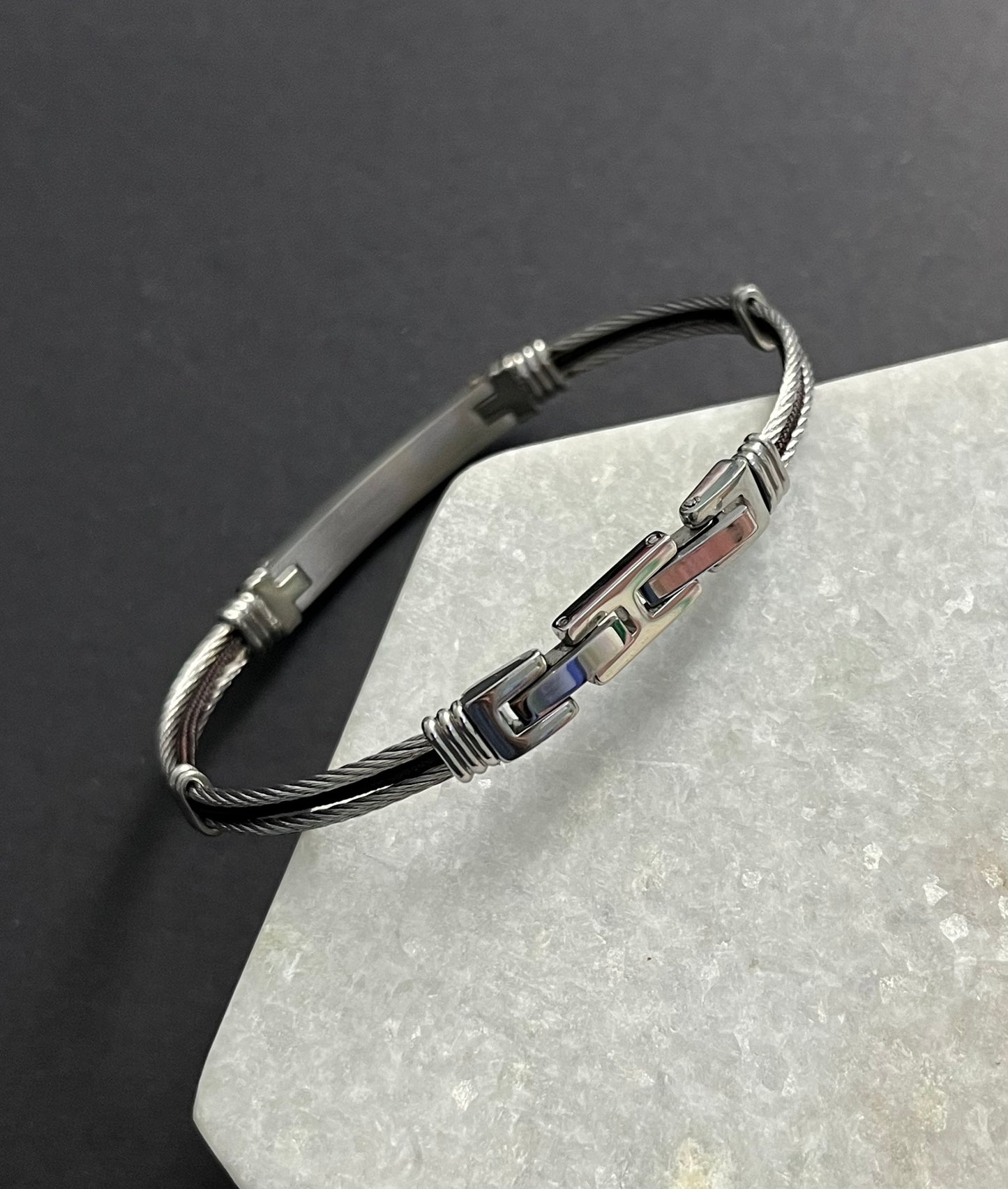 Fine Spiral Bracelet