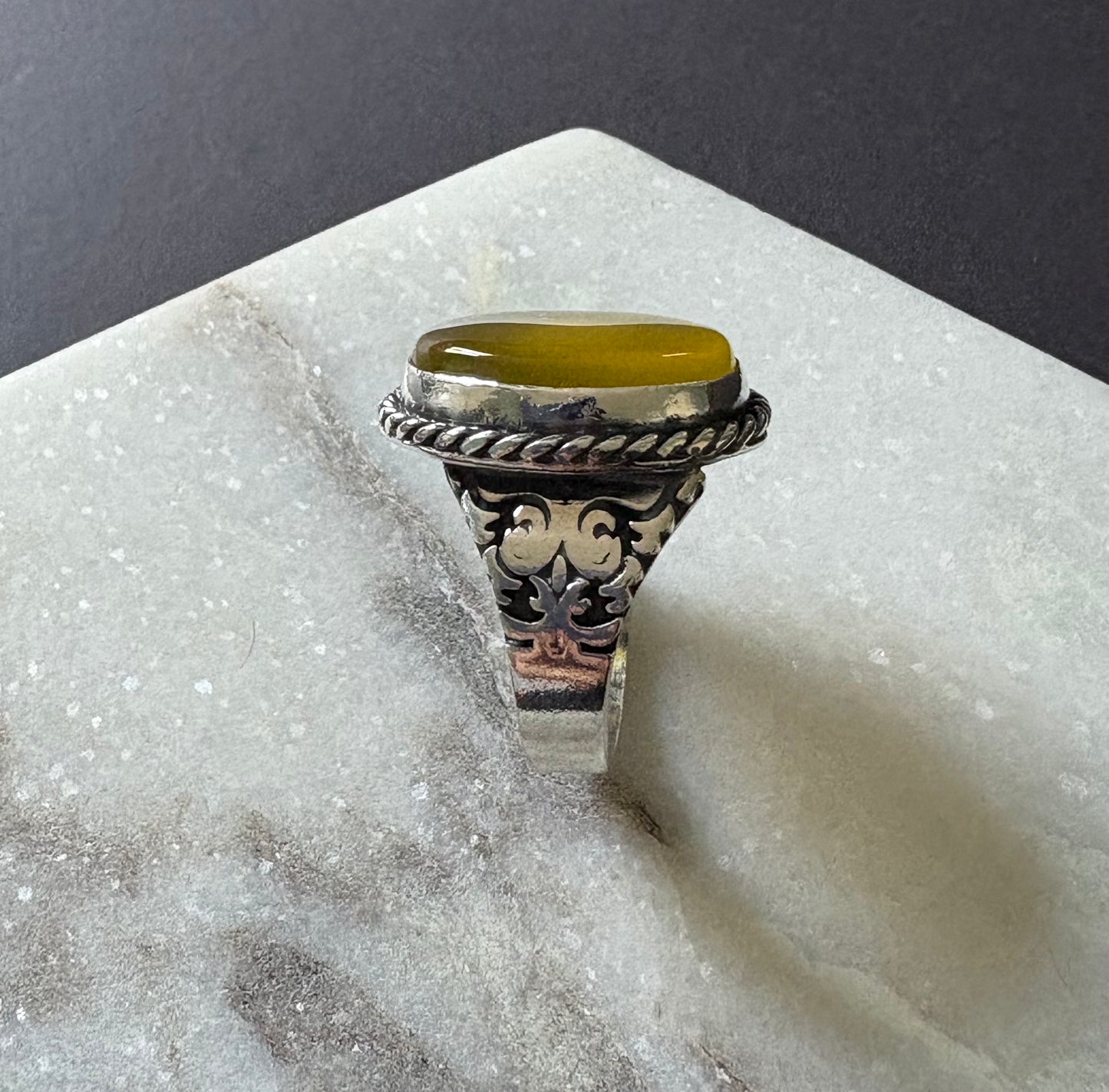 Solar Yemeni Aqiq Ring