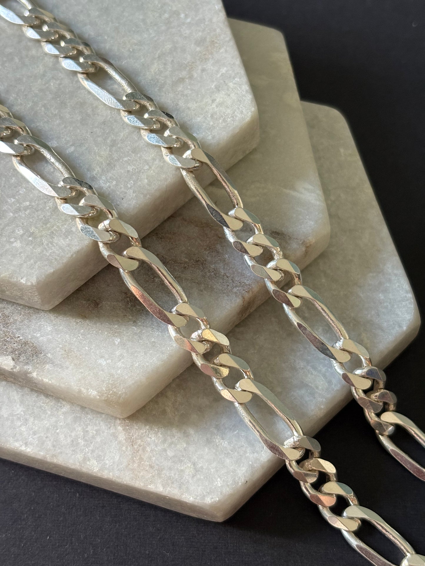 Large Figaro Chain
