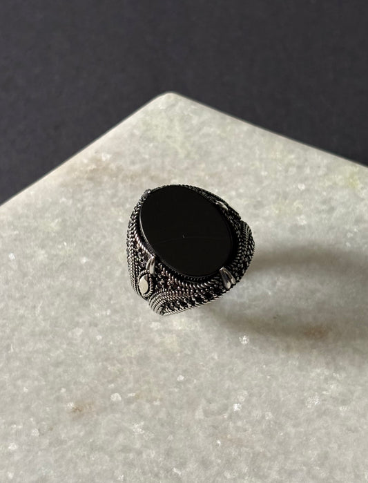Lucian Ring