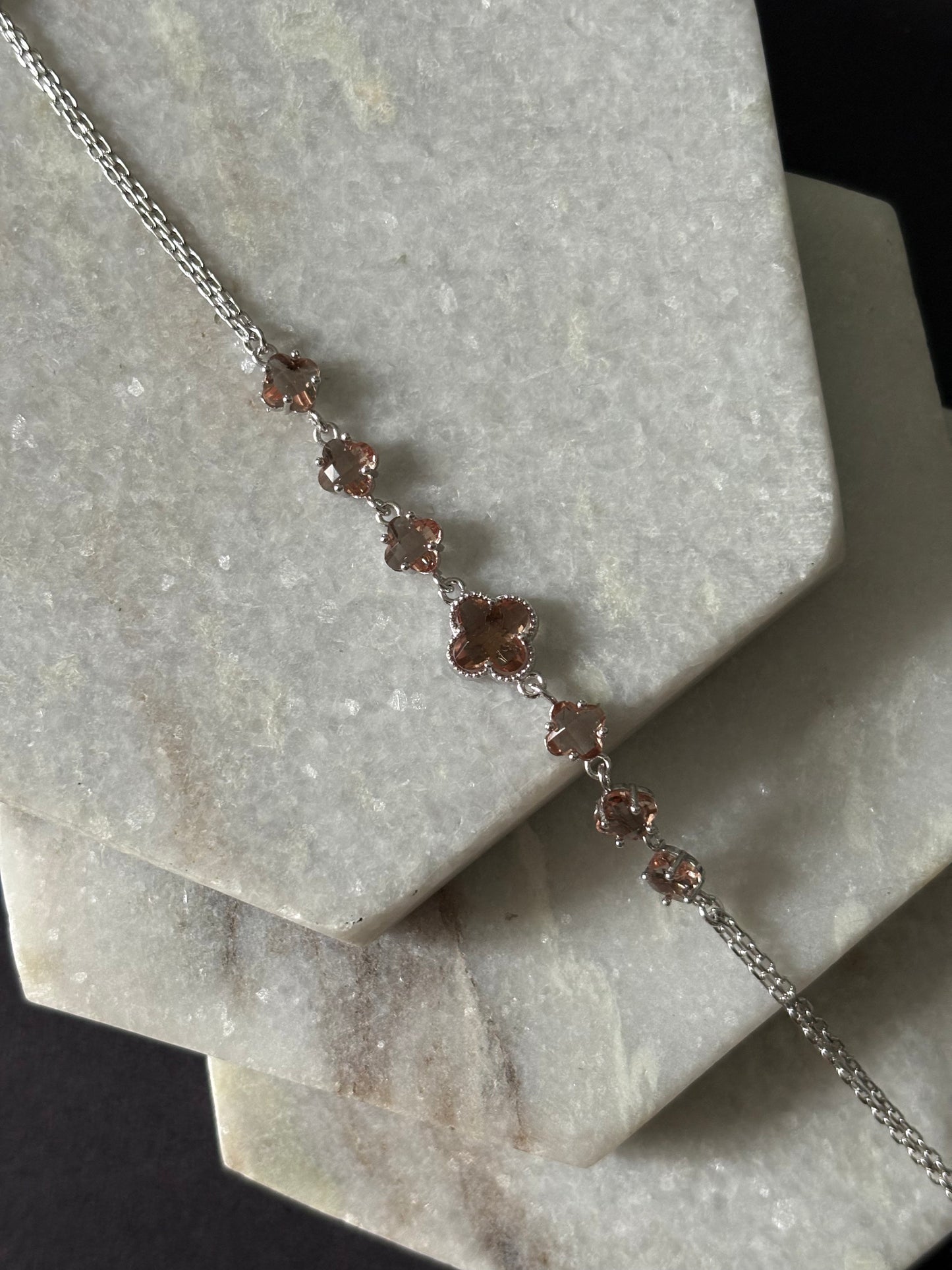 Mini Gradient Clover Bracelet