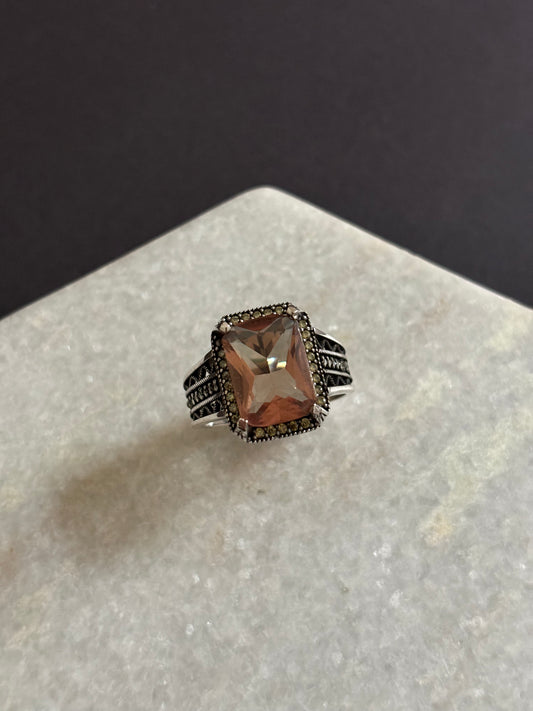 Sari Zultanite Ring