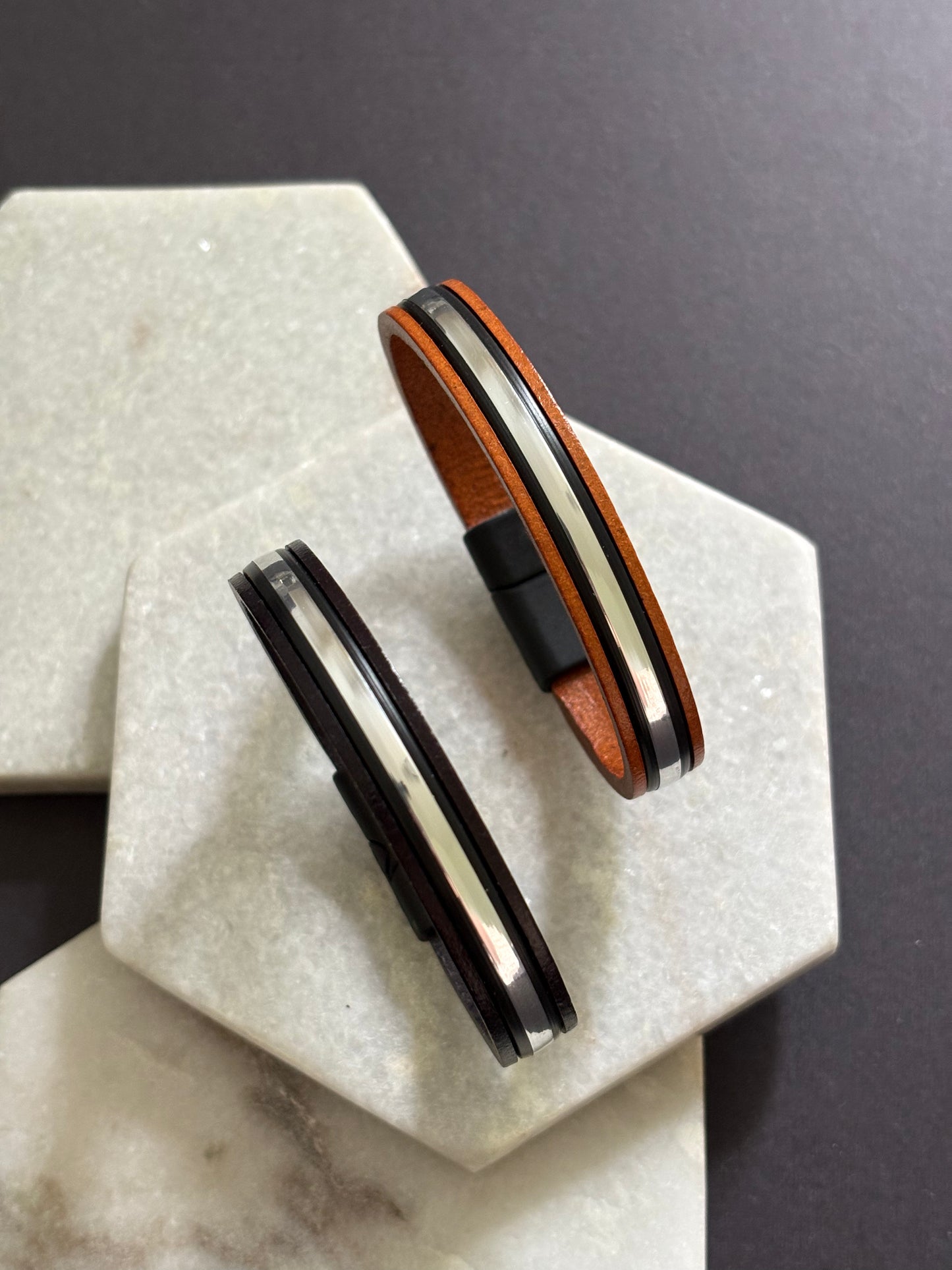 Line Leather Bracelet